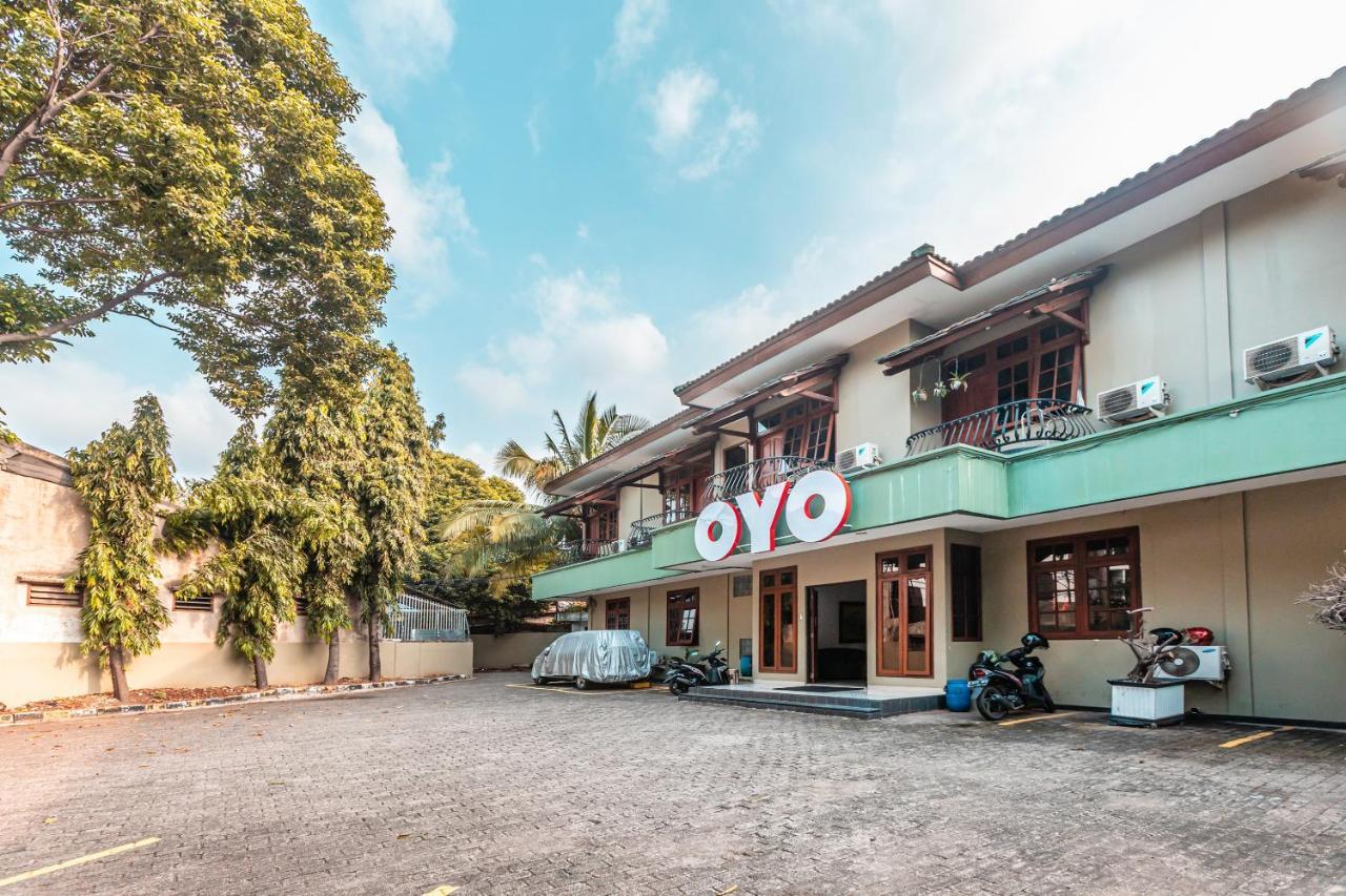 Oyo 1990 Kost Kuningan Executive Boading House Setiabudi Jakarta Eksteriør bilde