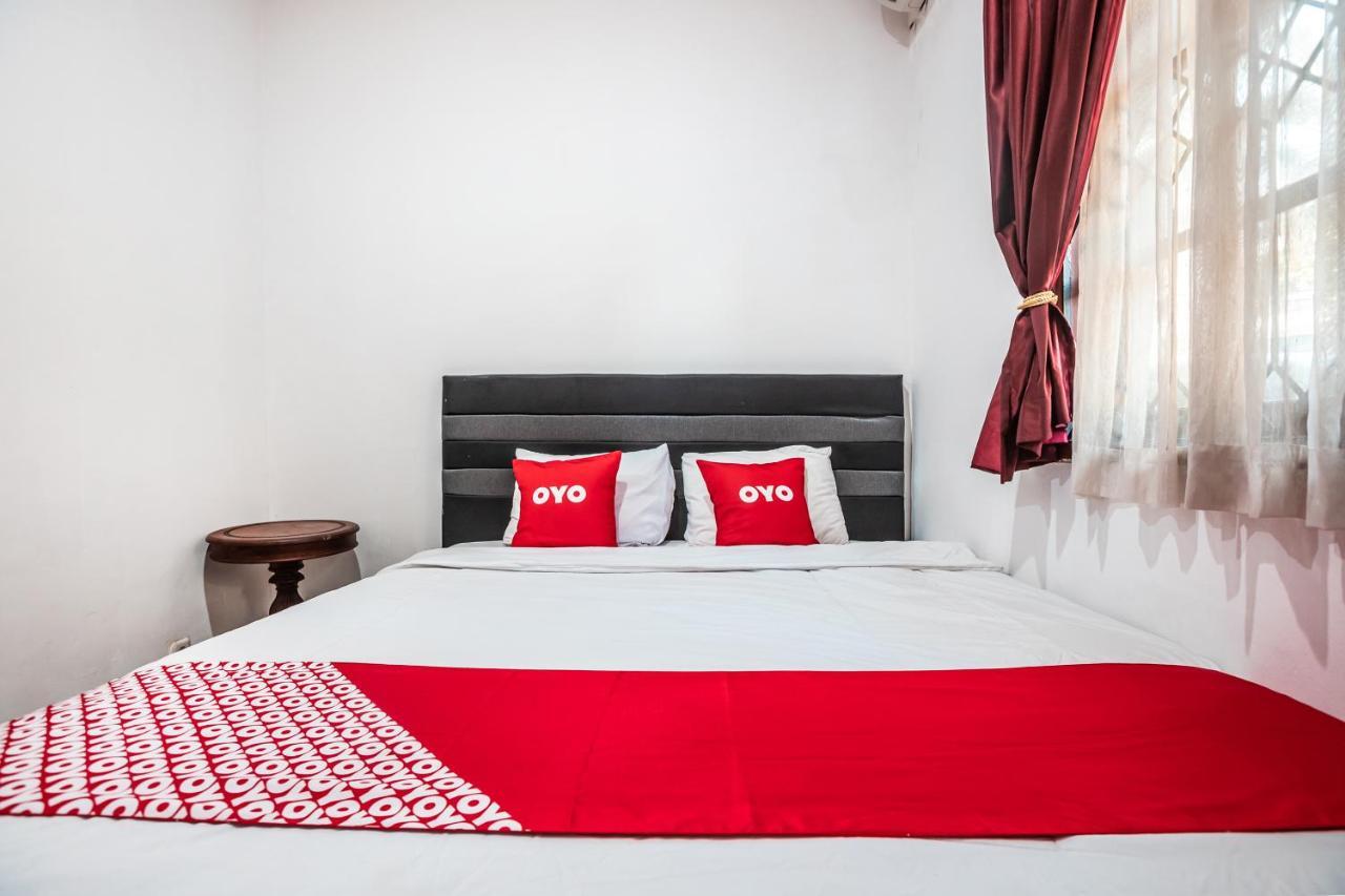Oyo 1990 Kost Kuningan Executive Boading House Setiabudi Jakarta Eksteriør bilde