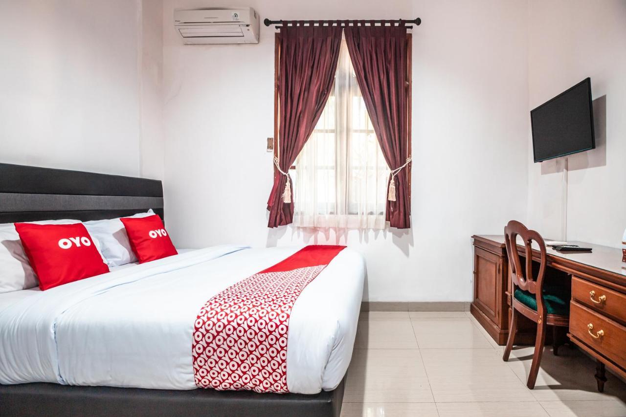 Oyo 1990 Kost Kuningan Executive Boading House Setiabudi Jakarta Eksteriør bilde