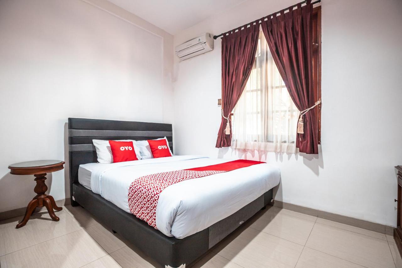 Oyo 1990 Kost Kuningan Executive Boading House Setiabudi Jakarta Eksteriør bilde