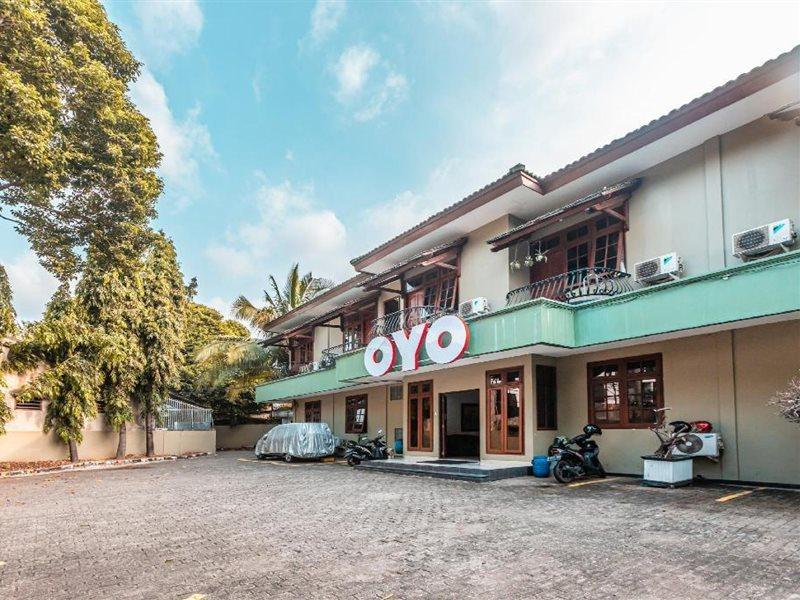 Oyo 1990 Kost Kuningan Executive Boading House Setiabudi Jakarta Eksteriør bilde