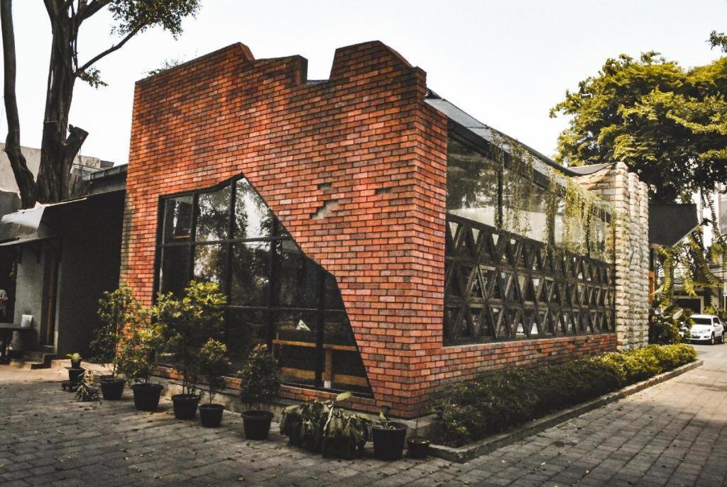 Oyo 1990 Kost Kuningan Executive Boading House Setiabudi Jakarta Eksteriør bilde